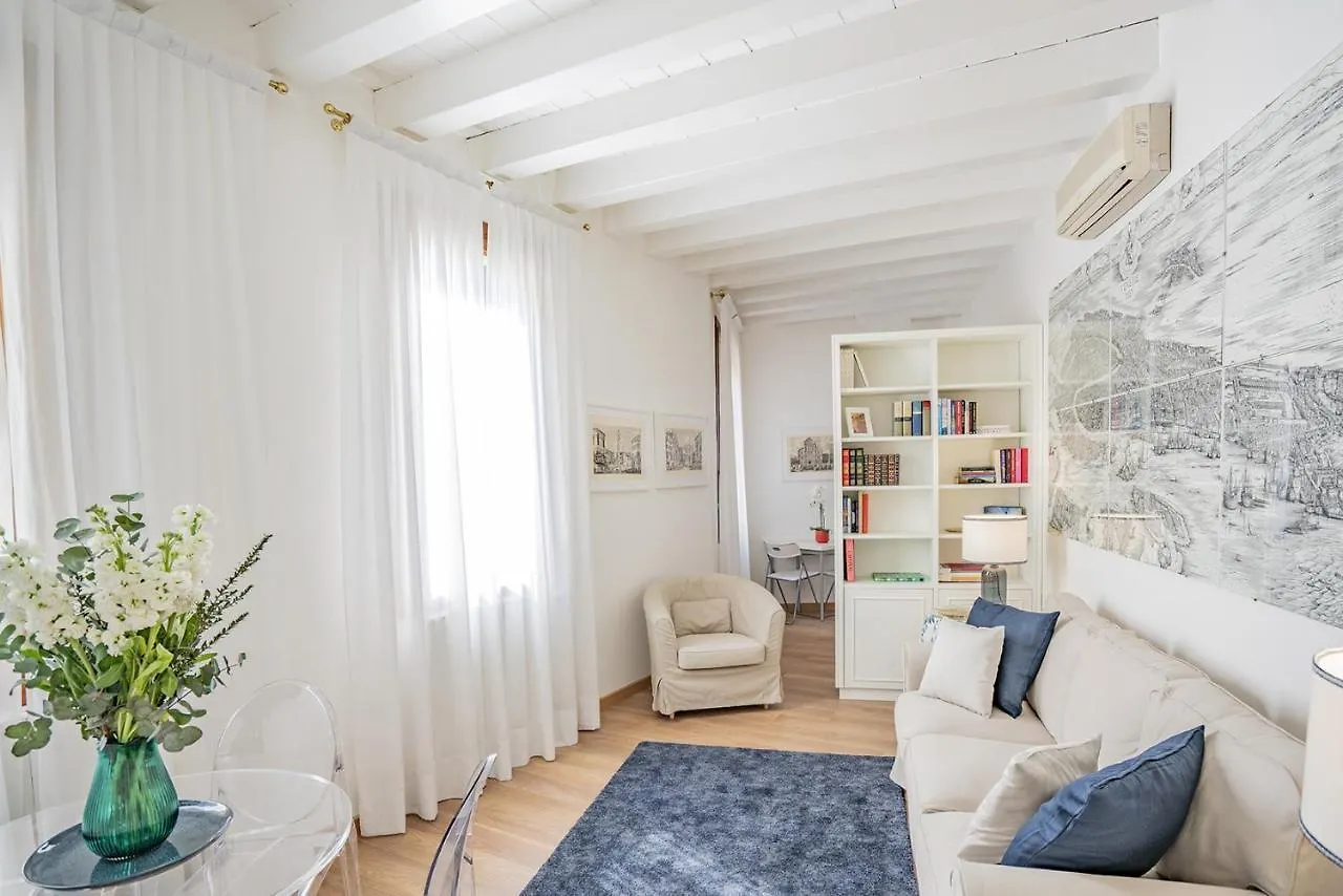 Apartment Ca' Dei Musicanti 1 Charming Apt In Cannaregio Venice