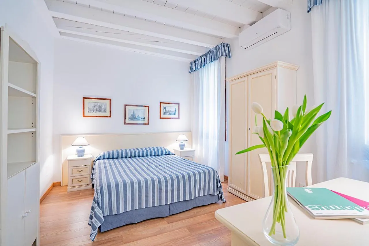 Ca' Dei Musicanti 1 Charming Apt In Cannaregio Venice Italy